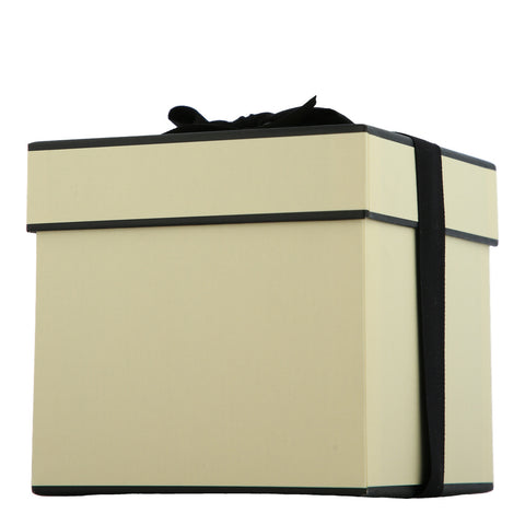 Jo Malone Myrrh & Tonka Scented Candle