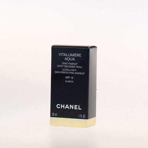 Chanel Vitalumière Aqua